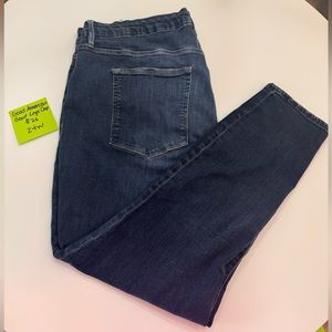 Good American Good Legs Crop 24W